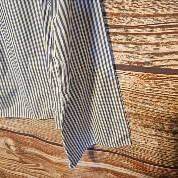 Madewell long sleeve blouse Women's small blue/ white strip Pre-owned - Picture 3 of 6